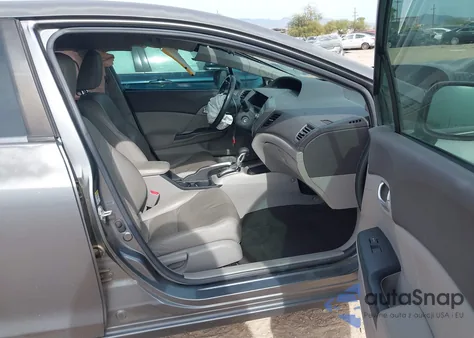 2012 Honda Civic Hybrid z USA, uszkodzony, nr VIN JHMFB4F30CS002626